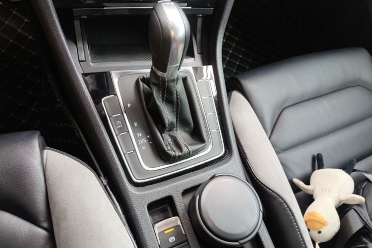 Volkswagen Golf 2017 #21 Volkswagen Golf 2017 car image #21