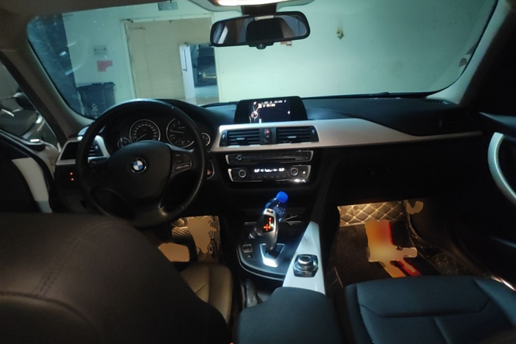 BMW 3 Series 2016 #10 BMW 3 Series 2016 immagine di auto #10