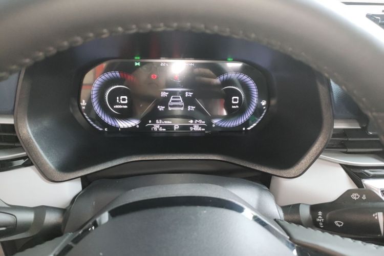 GEELY Emgrand 2022 #13 GEELY Emgrand 2022 car image #13