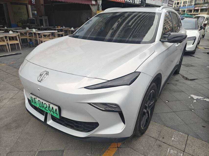 MG ES5 2025 immagine di auto 