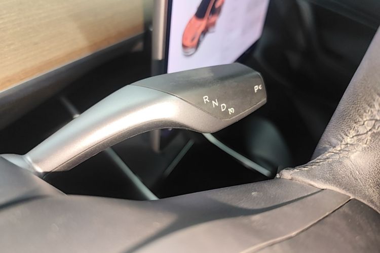 Tesla Model 3 2020 #14 Tesla Model 3 2020 car image #14