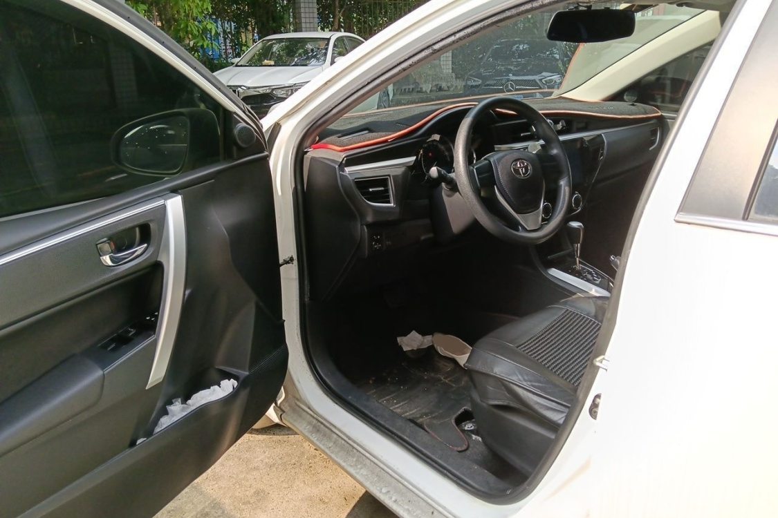 Toyota Corolla 2017 #23 Toyota Corolla 2017 car image #23