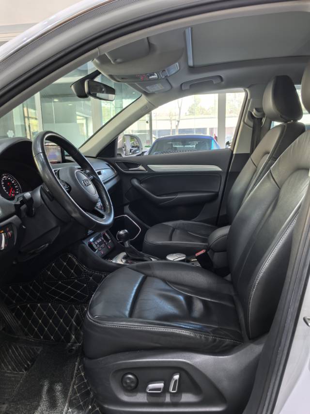 Audi Q3 2019 #4 Audi Q3 2019 car image #4