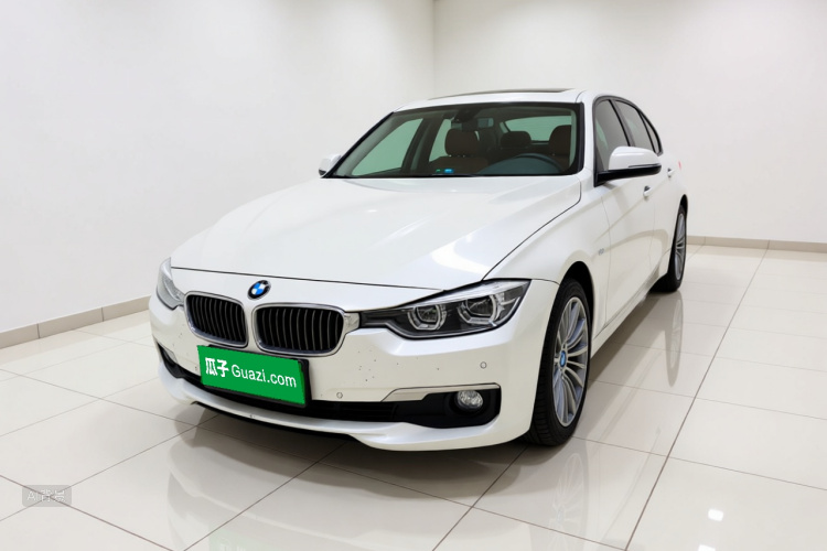 BMW 3 Series 2018 #2 BMW 3 Series 2018 car image #2
