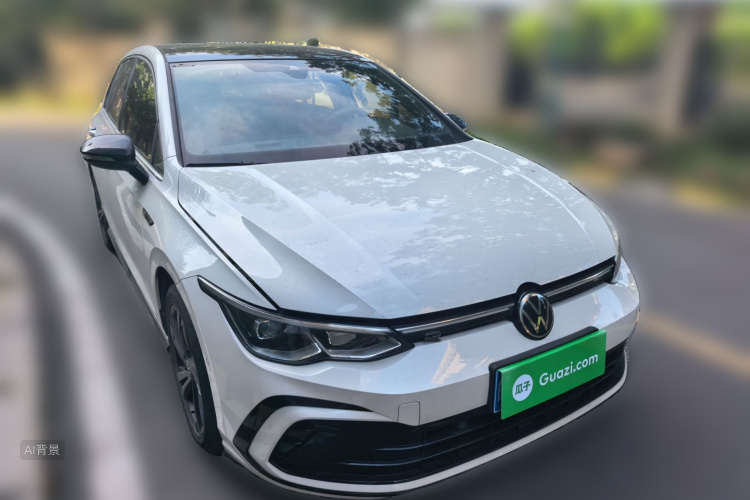 Volkswagen Golf 2022 car image #4