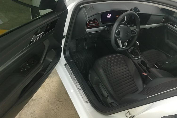 Volkswagen Lavida 2024 car image #16