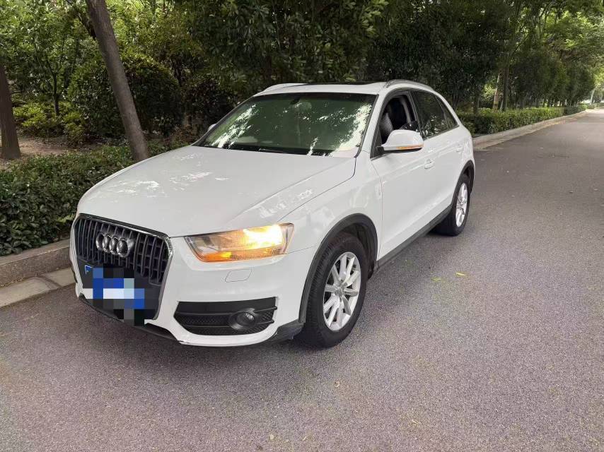 Audi Q3 2015 car image 