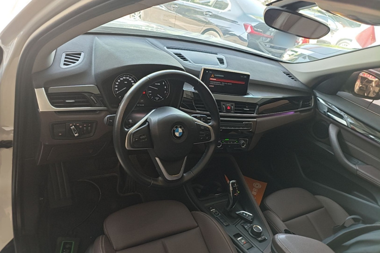 BMW X1 2020 imagen de coche #12