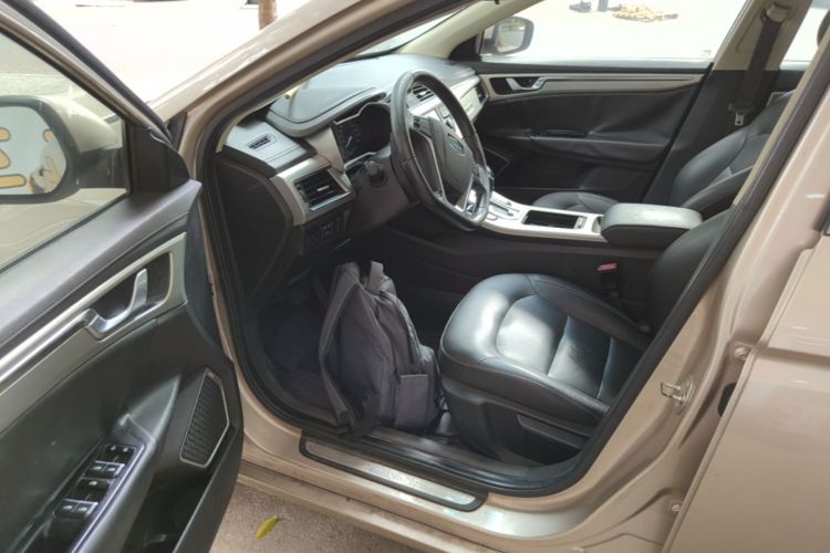 GEELY Emgrand GL 2017 immagine di auto #16