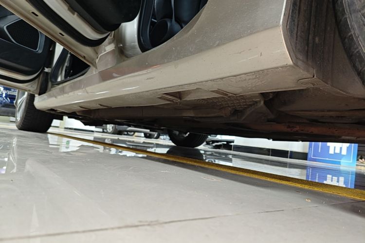 GEELY Binray 2019 car image #27