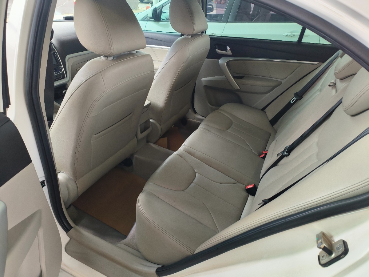 GEELY Emgrand 2016 #9 GEELY Emgrand 2016 immagine di auto #9