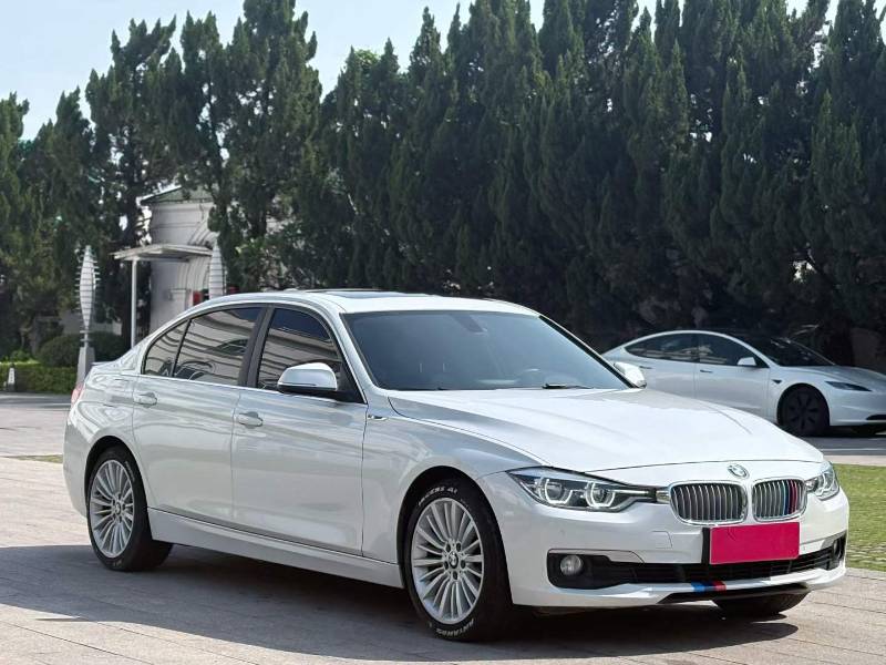 BMW 3 Series 2018 #3 BMW 3 Series 2018 car image #3