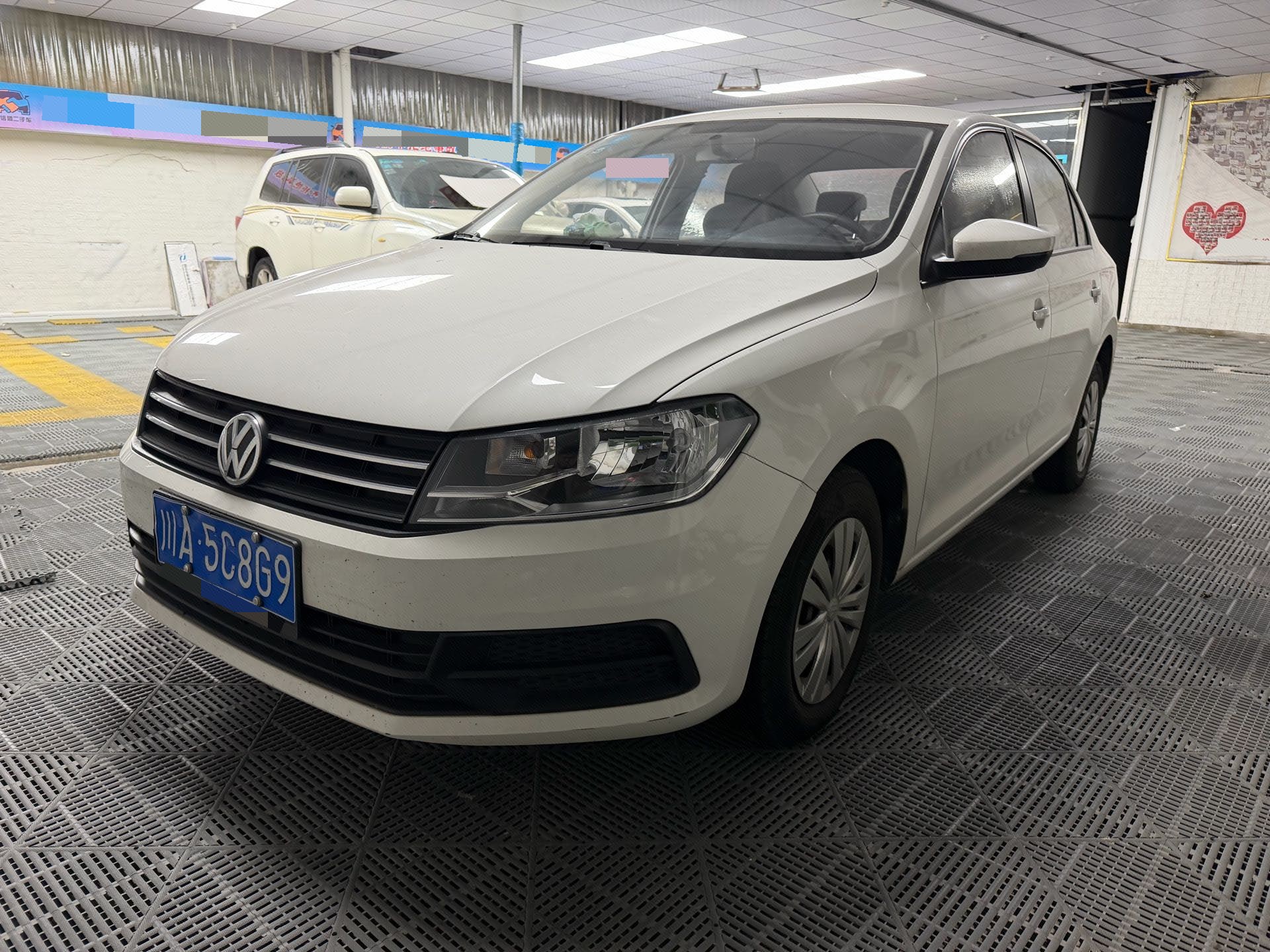 Volkswagen Santana 2019 car image 