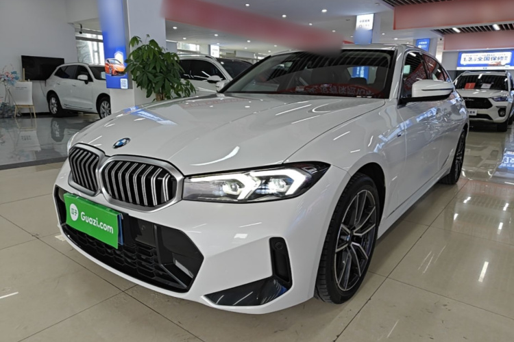 BMW 3 Series 2023 car image #2