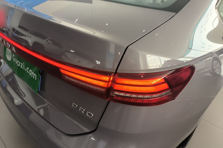 2025 car image #8