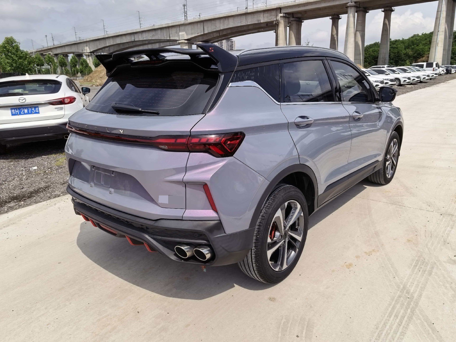 GEELY Coolray 2023 car image #17
