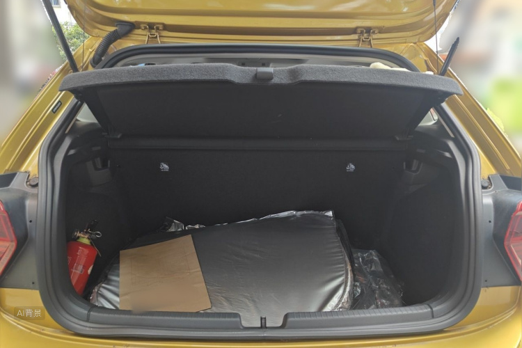 Volkswagen Polo 2021 car image #21