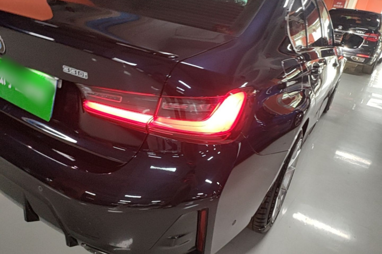 BMW 3 Series 2025 car image #8