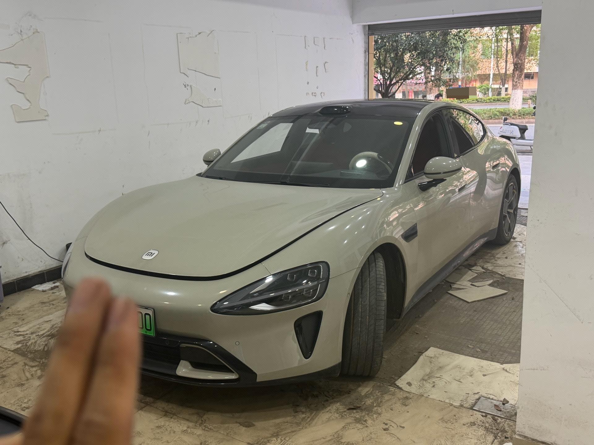 MI SU7 2024 MI SU7 2024 car image