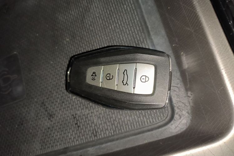 GEELY Emgrand 2021 #9 GEELY Emgrand 2021 car image #9