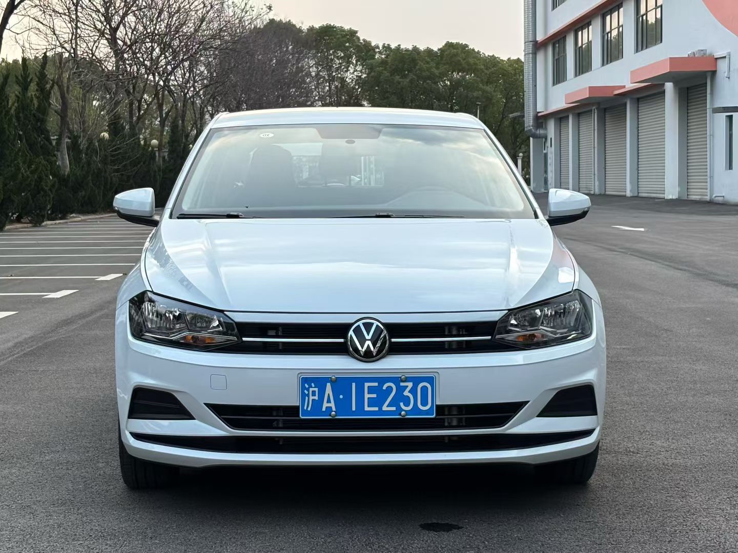 Volkswagen Polo 2023 car image #2