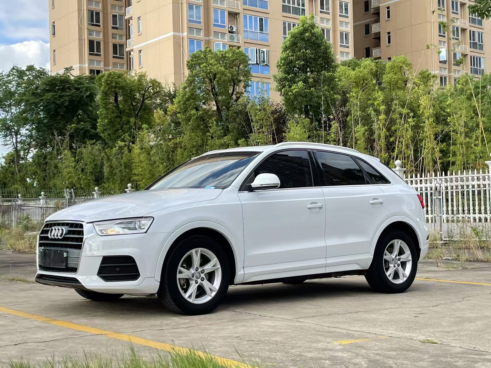 Audi Q3 2018 car image 