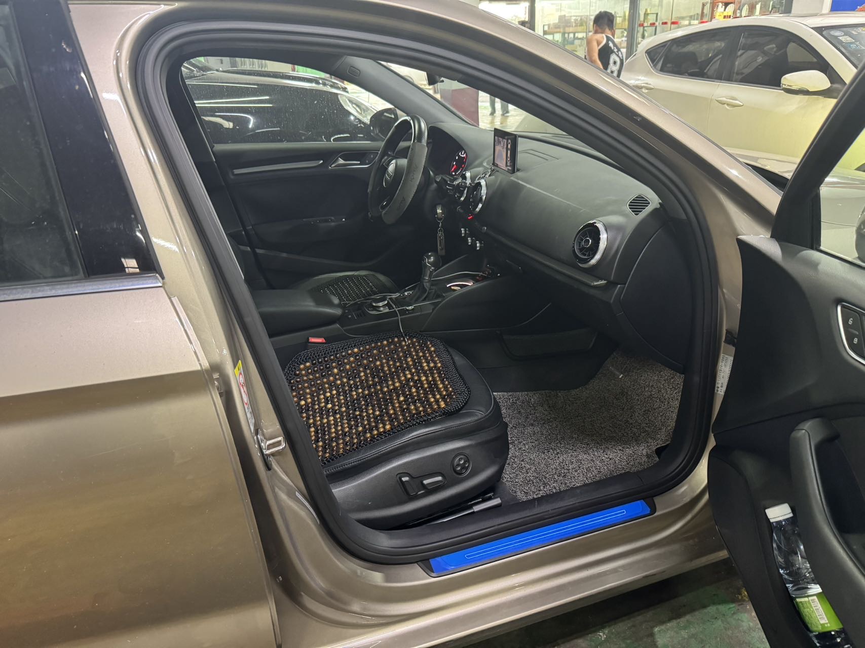 Audi A3 2019 car image #6