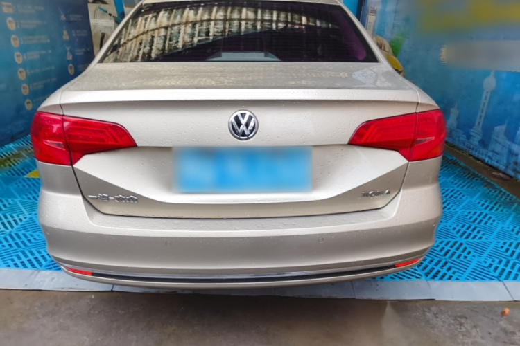 Volkswagen Bora 2017 car image #6