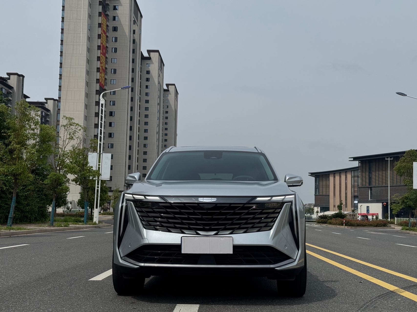 GEELY Boyue L 2024 car image #2