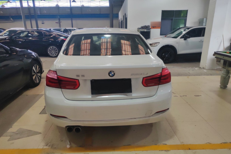 BMW 3 Series 2018 #6 BMW 3 Series 2018 car image #6