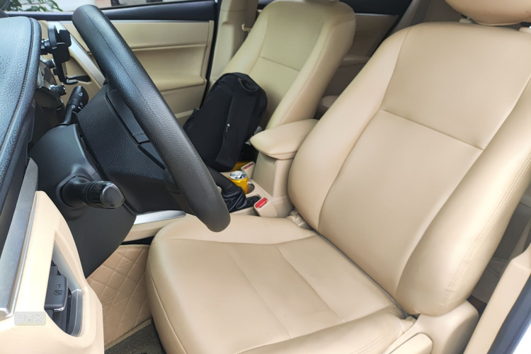 Toyota Corolla 2016 car image #17