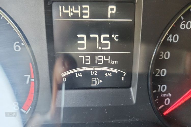 Volkswagen Polo 2018 car image #14