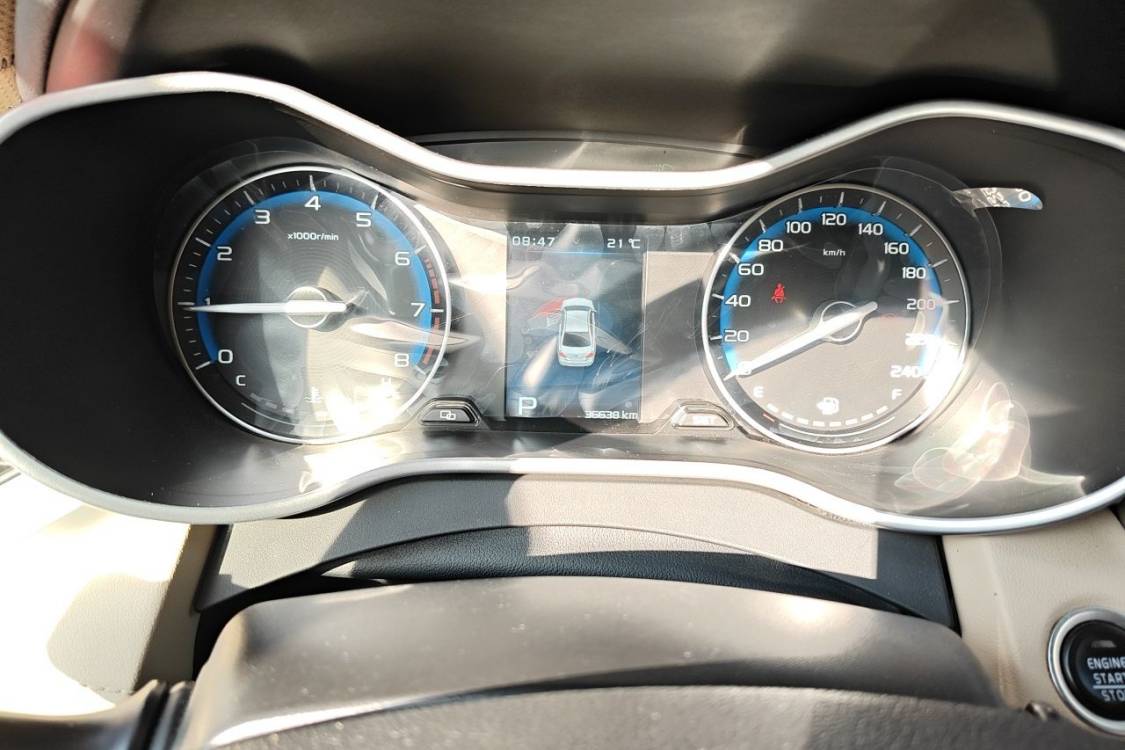 GEELY Emgrand 2018 #24 GEELY Emgrand 2018 car image #24