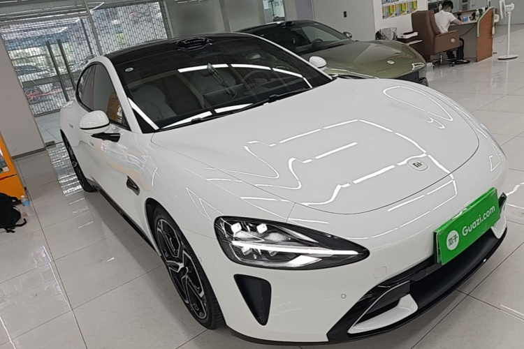 MI SU7 2025 car image #4