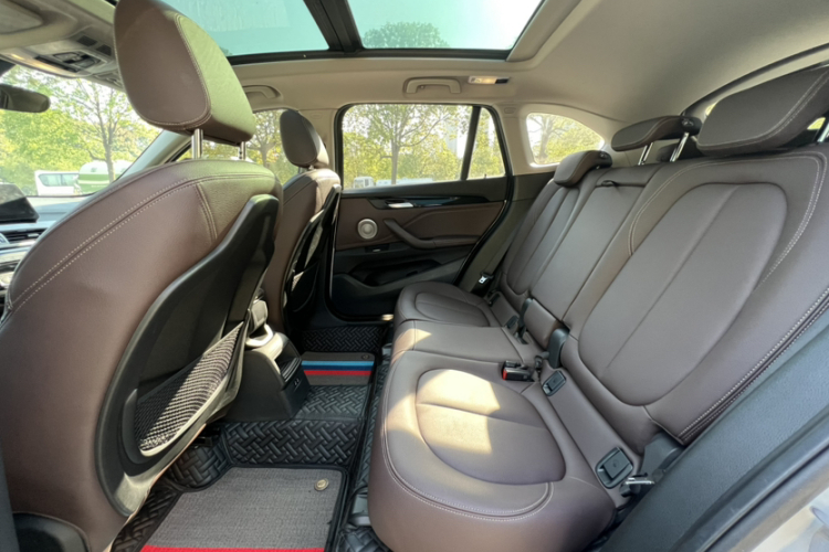 BMW X1 2021 car image #14