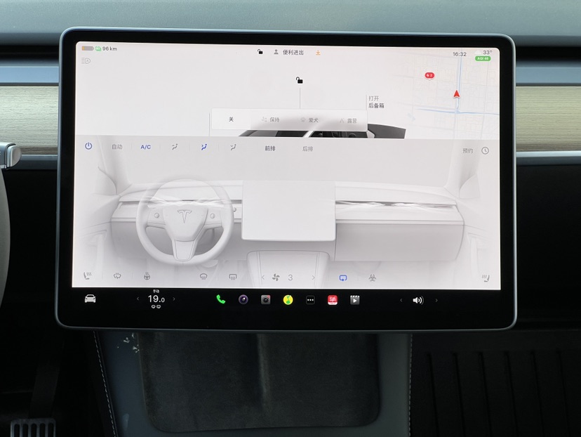 Tesla Model Y 2022 #10 Tesla Model Y 2022 car image #10