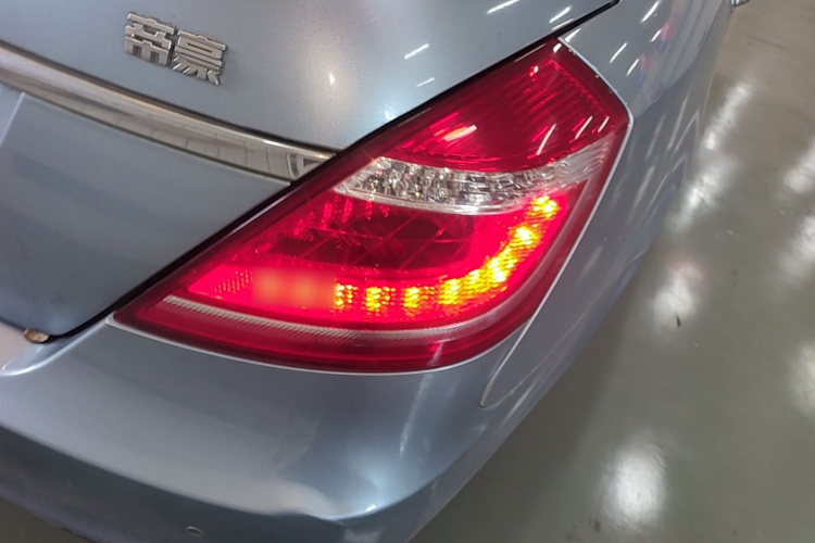 GEELY Emgrand 2016 #8 GEELY Emgrand 2016 car image #8