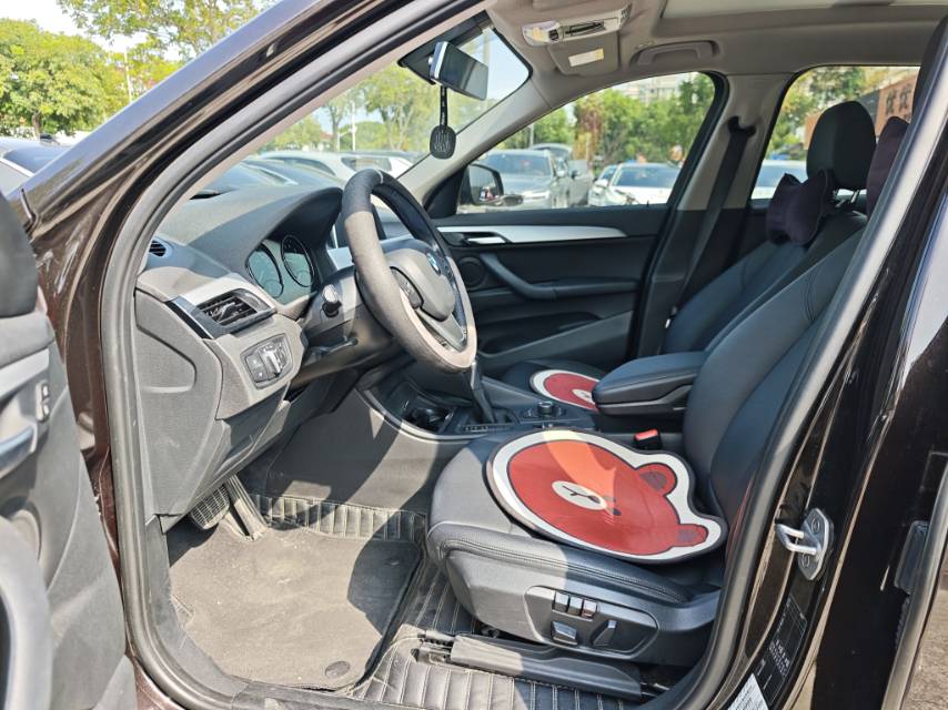 BMW X1 2018 #5 BMW X1 2018 car image #5
