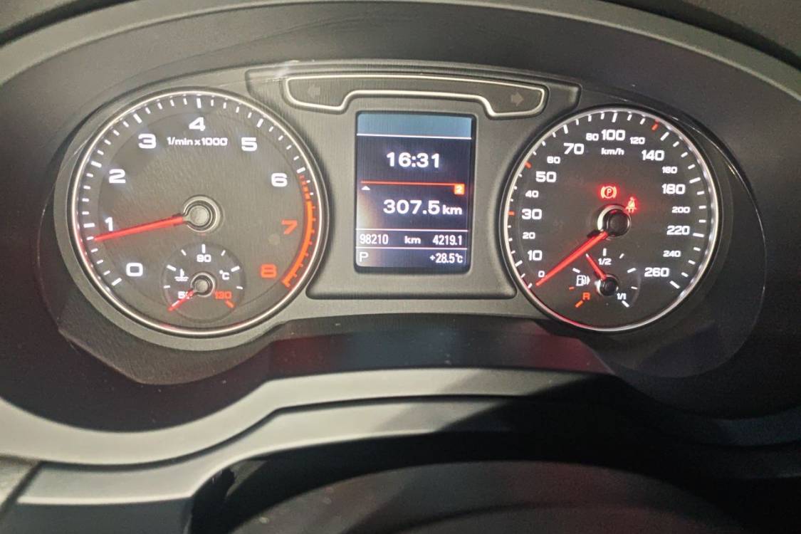 Audi Q3 2015 #25 Audi Q3 2015 immagine di auto #25