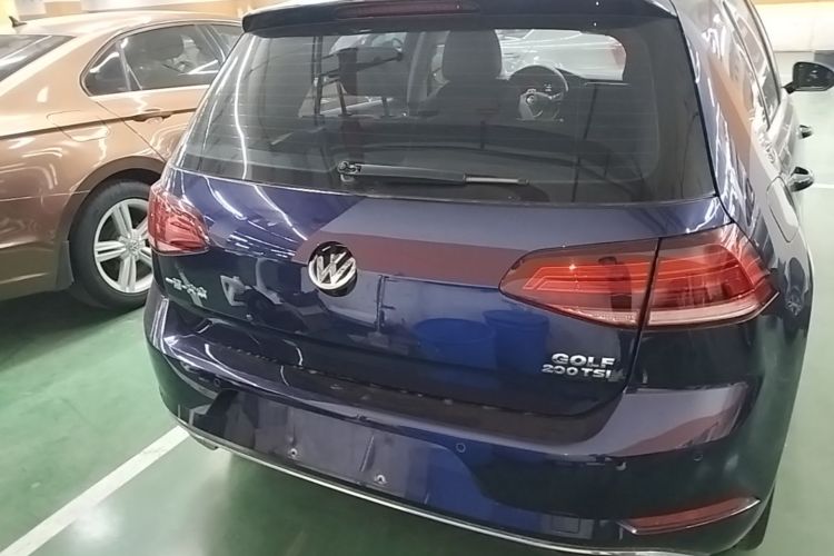 Volkswagen Golf 2019 صورة سيارة #4