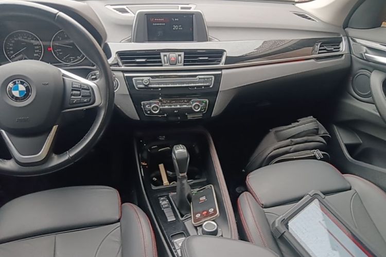 BMW X1 2018 #17 BMW X1 2018 صورة سيارة #17