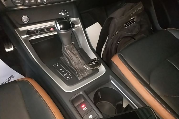 Audi Q3 2019 #14 Audi Q3 2019 car image #14