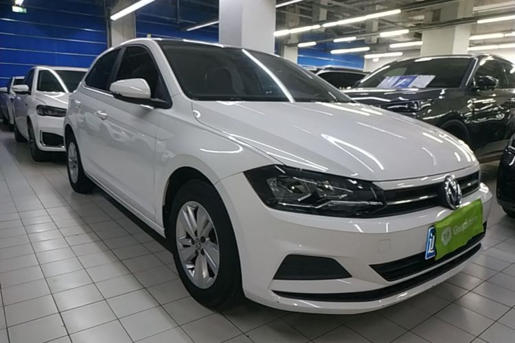 Volkswagen Polo 2020 car image #4