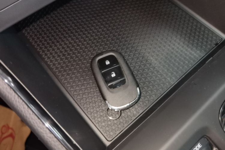 Honda CR-V 2026 صورة سيارة #9