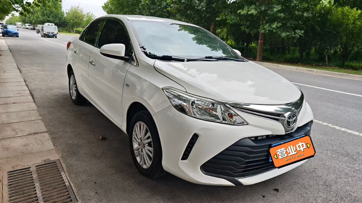 Toyota Vios 2017 immagine di auto #3