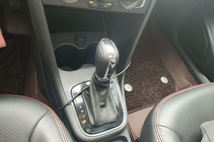 Volkswagen Polo 2019 #14 Volkswagen Polo 2019 car image #14