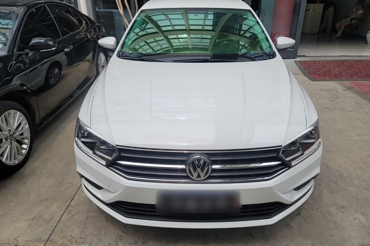 Volkswagen Bora 2021 car image #3