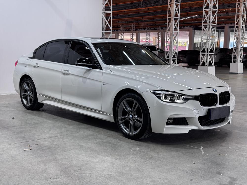 BMW 3 Series 2018 car image #3