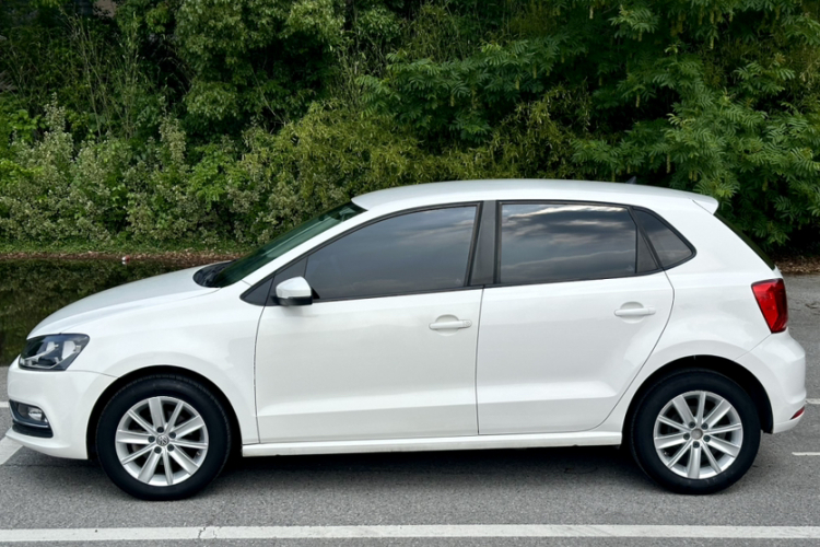 Volkswagen Polo 2015 #6 Volkswagen Polo 2015 car image #6