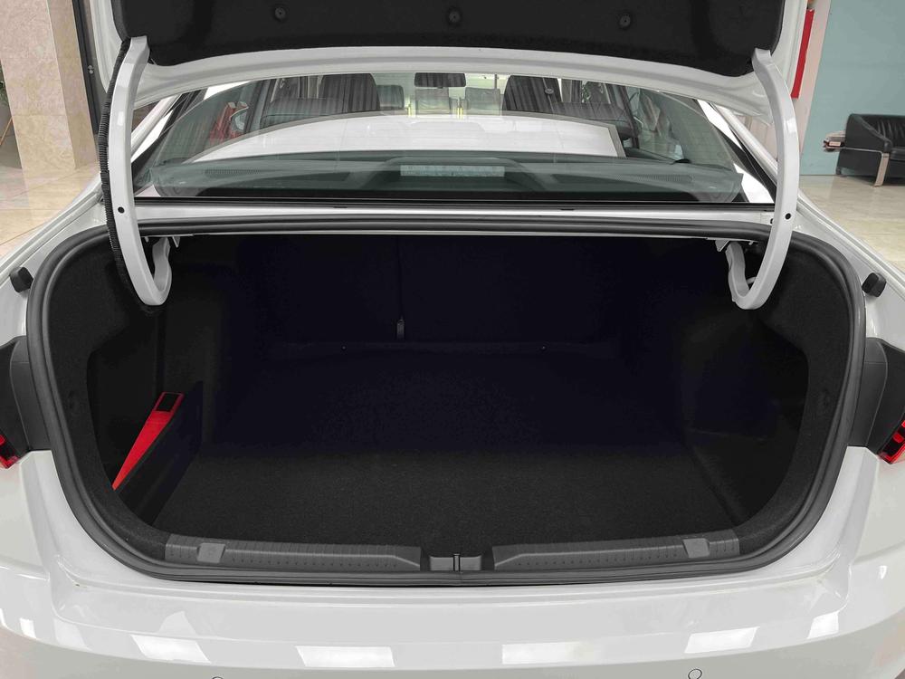 Volkswagen Bora 2022 صورة سيارة #24